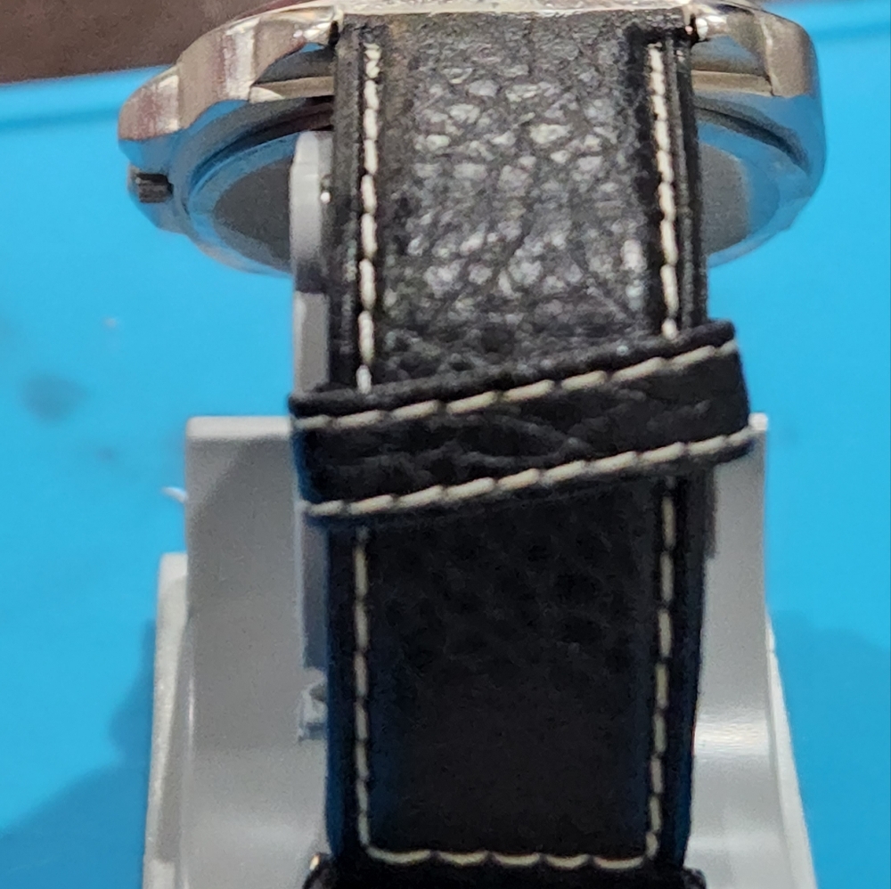 John Weitz Men's Watch Panerai Pam style Quartz fresh battery Watch Pre-owned go - Picture 4 of 7